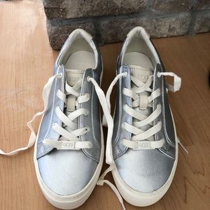 UGG Zilo Metallic Sneakers